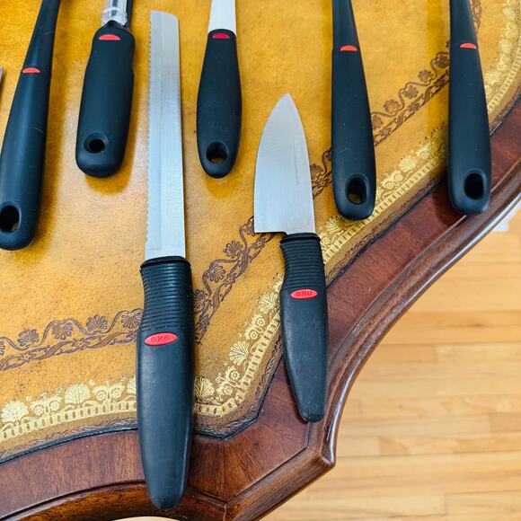 OXO New Kitchen Utensils Lot of 9 Spoons, Spatulas, Potato Peeler, Knives, Whisk - Picture 5 of 6